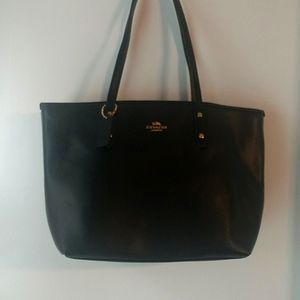 Coach pebbled leather tote